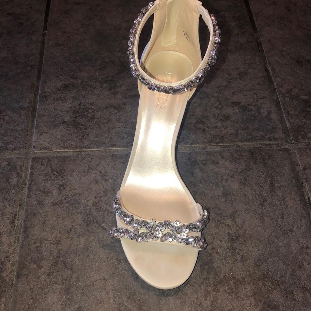 Ivory Crystal Embell Ankle Strap Heel (New)